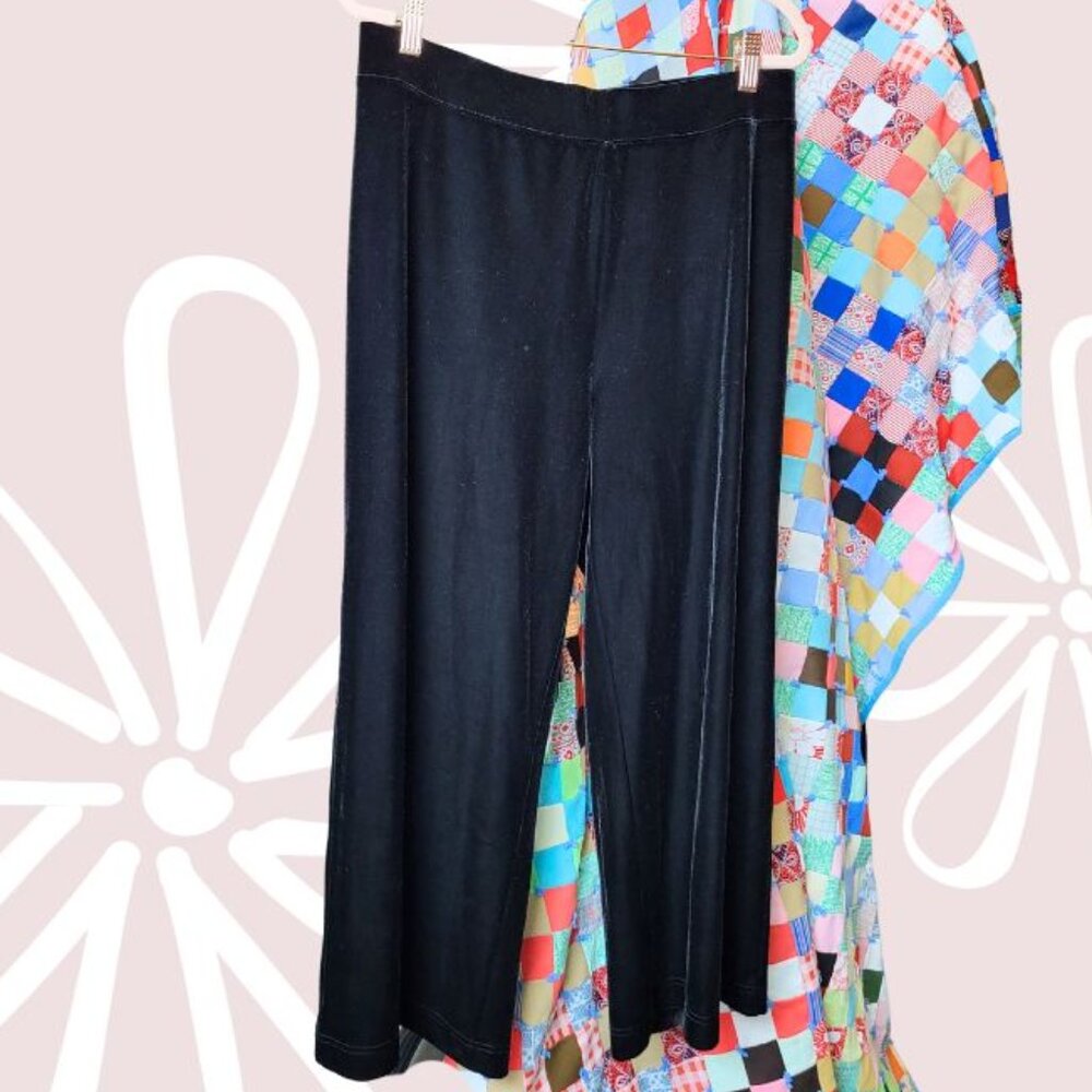 39.$7-3X-CHICO'S Velvet Wide Leg Pants Black